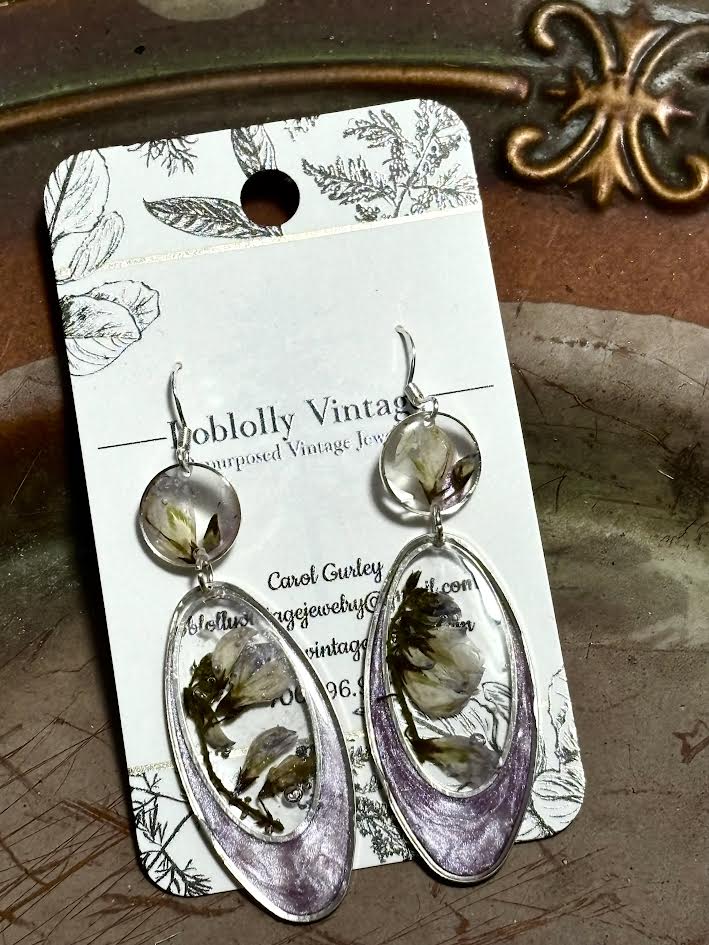 Violet Fieldlight Earrings