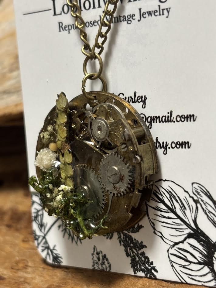 Time in Bloom Necklace