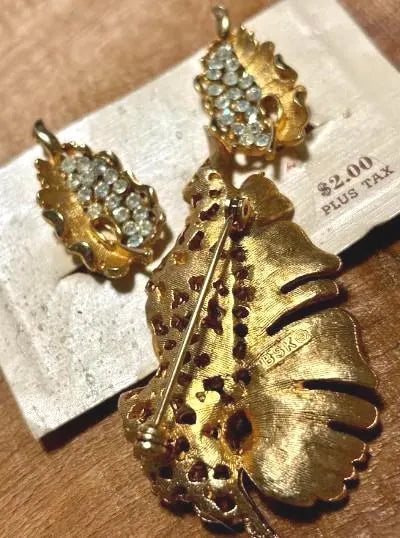 BSK Vintage Rhinestone Leaf Brooch & Clip Earring Set (1950s–60s)
