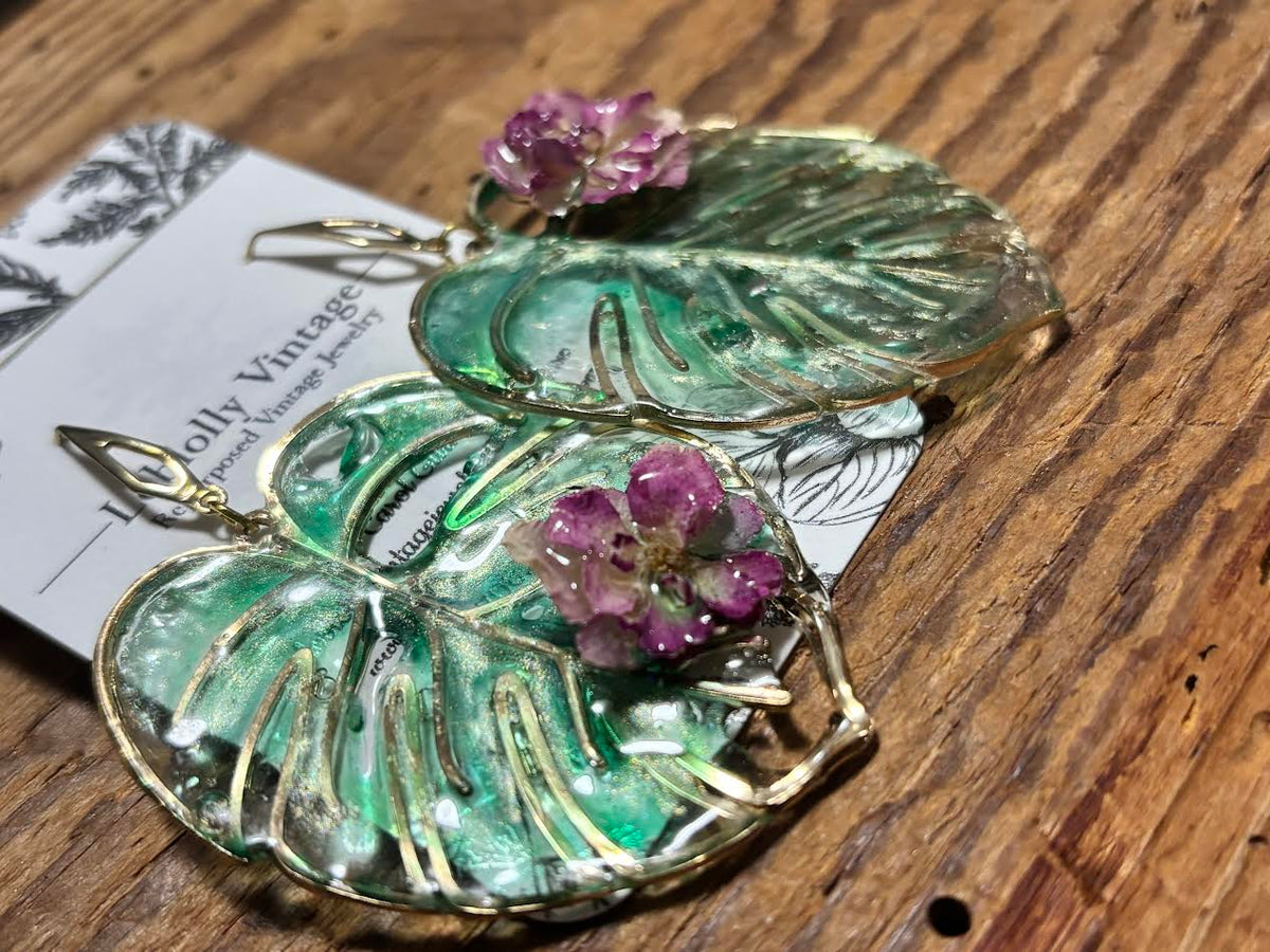 Gilded Monstera Garden Earrings