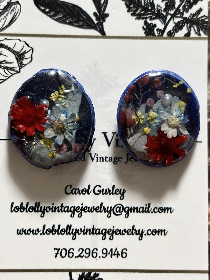 Pigment & Petal Stud Earrings