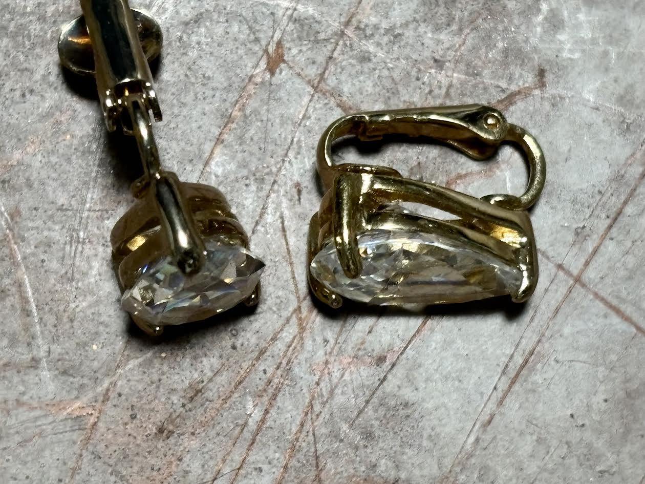 Golden Pearlight Clip-On Earrings