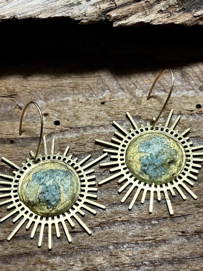 Sunlit Grace Earrings