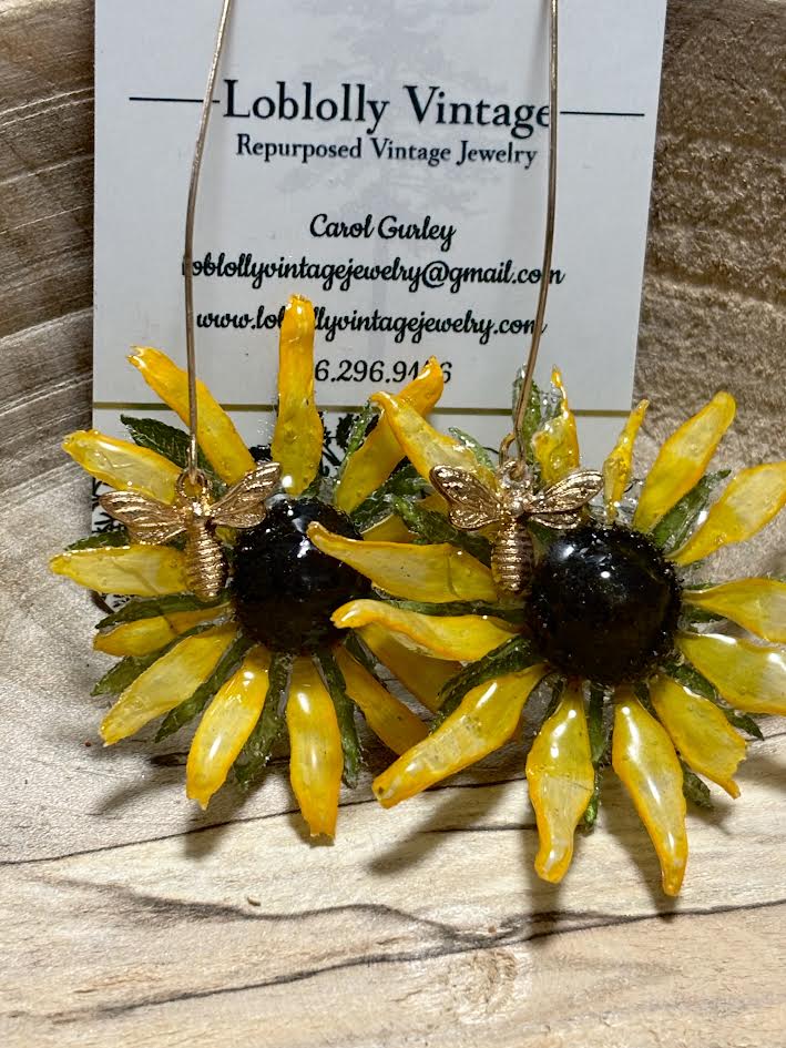 Golden Susan Everheld Earrings