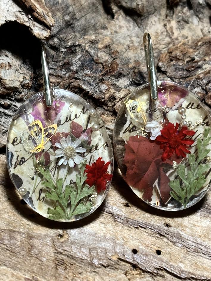 Love Letter Bloom Earrings