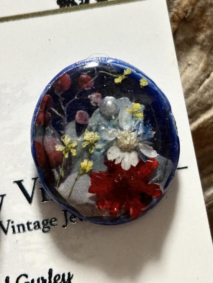 Pigment & Petal Stud Earrings