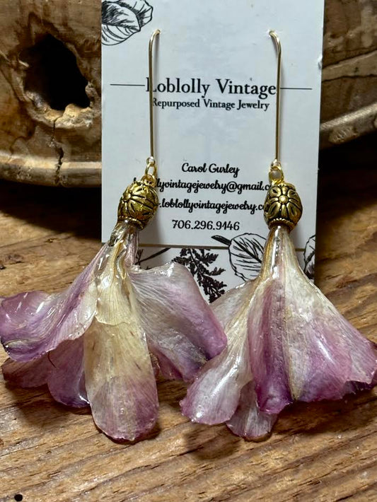 Lavender Alstroemeria Everheld Earrings