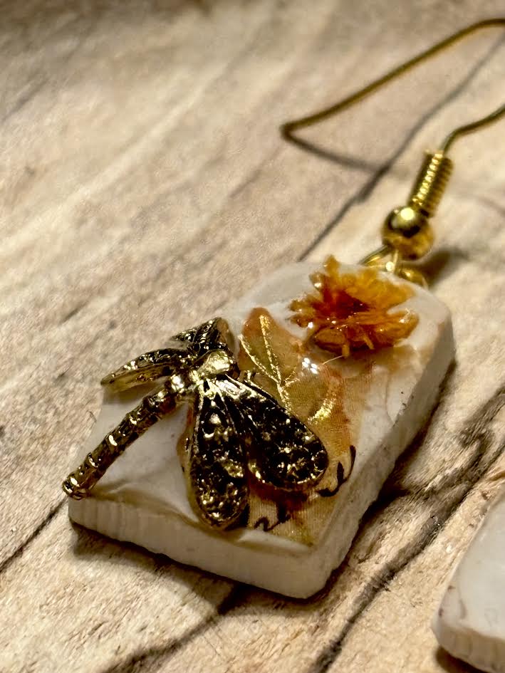 Dragonfly Drift Earrings
