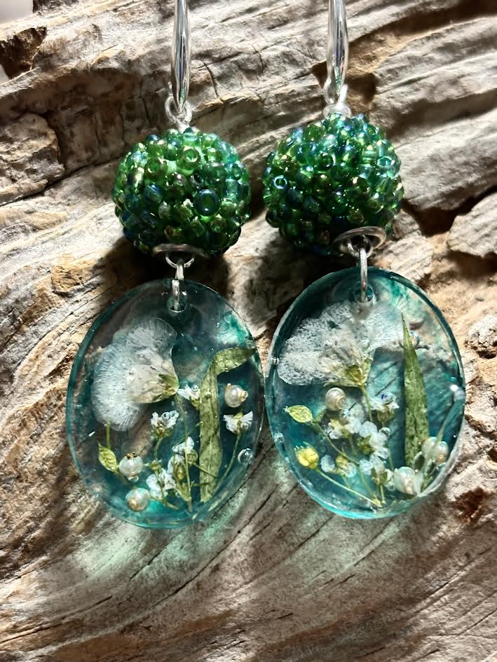 Mosslight & Pearl Earrings