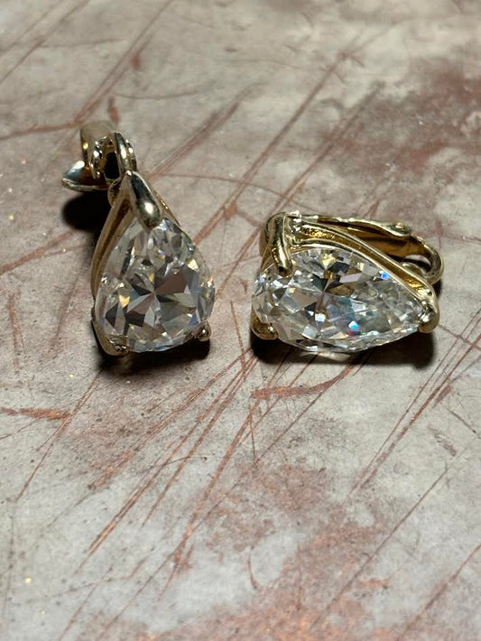 Golden Pearlight Clip-On Earrings