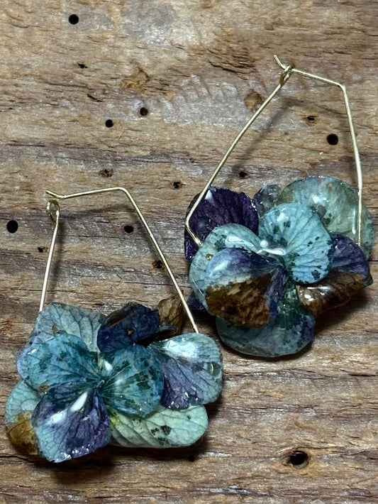 Blue Hydrangea Everheld Earrings