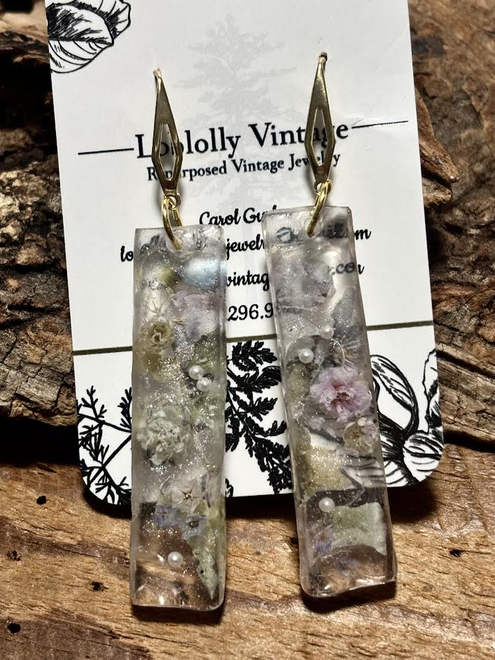Pearled Meadow Light Earrings