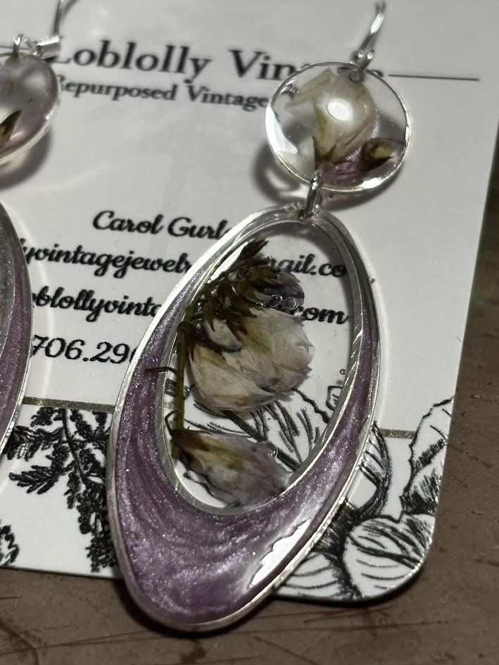 Violet Fieldlight Earrings