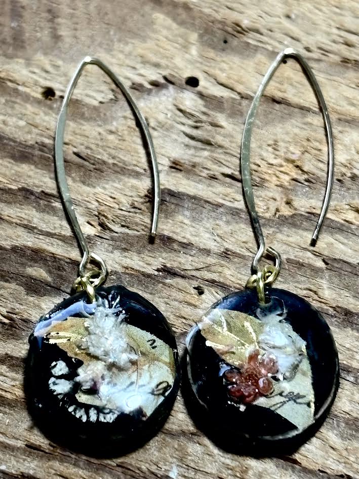 Pigment & Petal Drop Earring