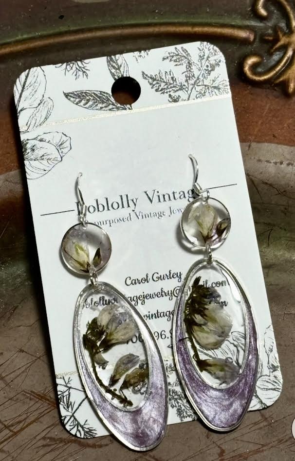 Violet Fieldlight Earrings