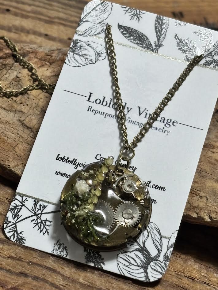 Time in Bloom Necklace