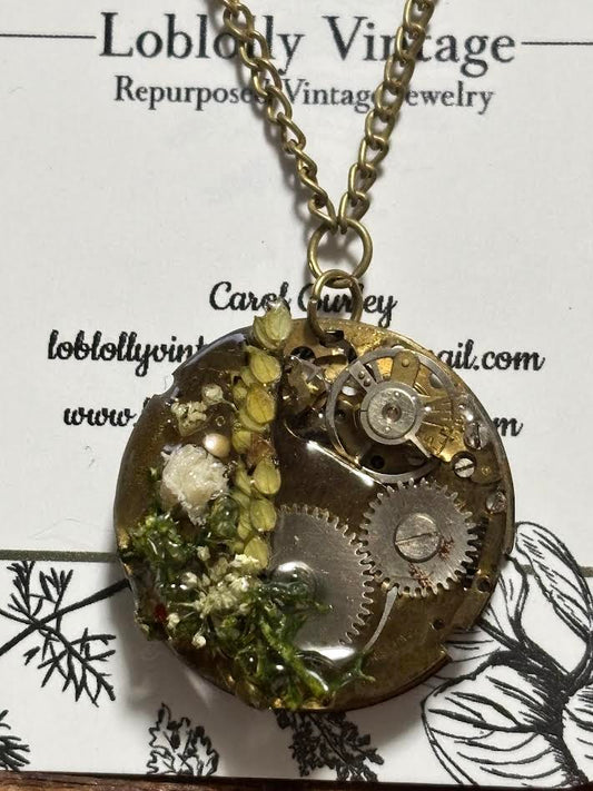 Time in Bloom Necklace